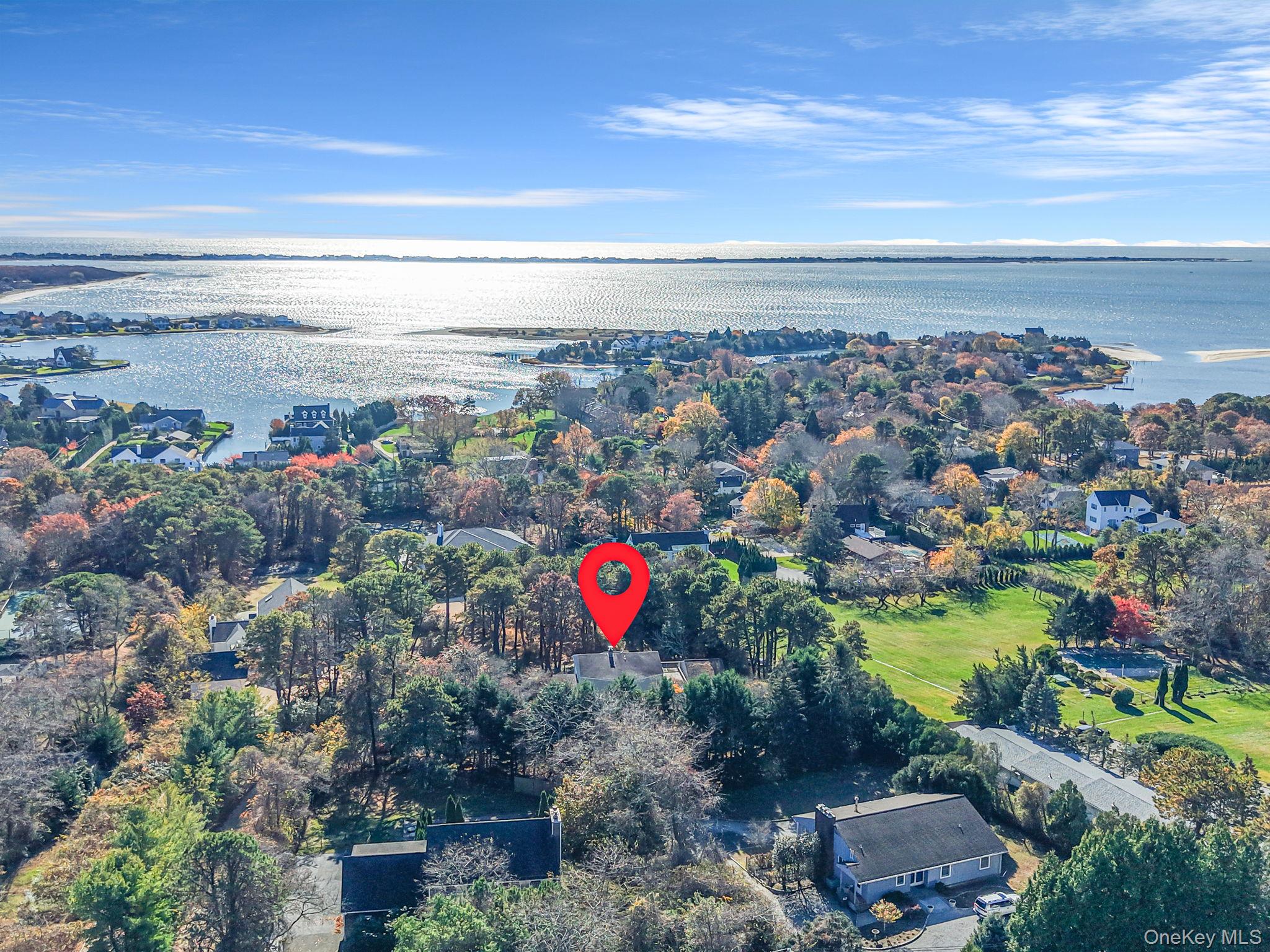 #2 photo, 290 Montauk Highway, Southampton , NY 11968