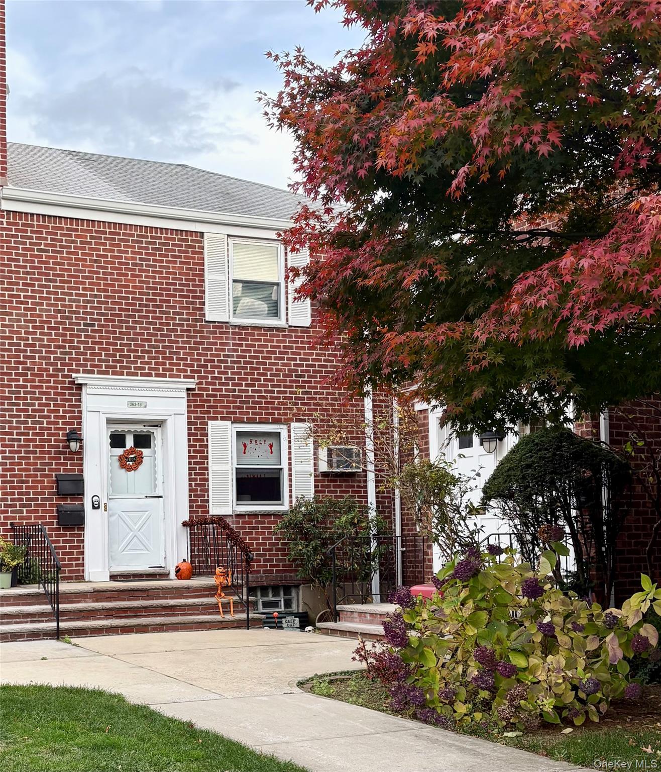 #1 photo, 263-18 73 Avenue, Glen Oaks , NY 11004