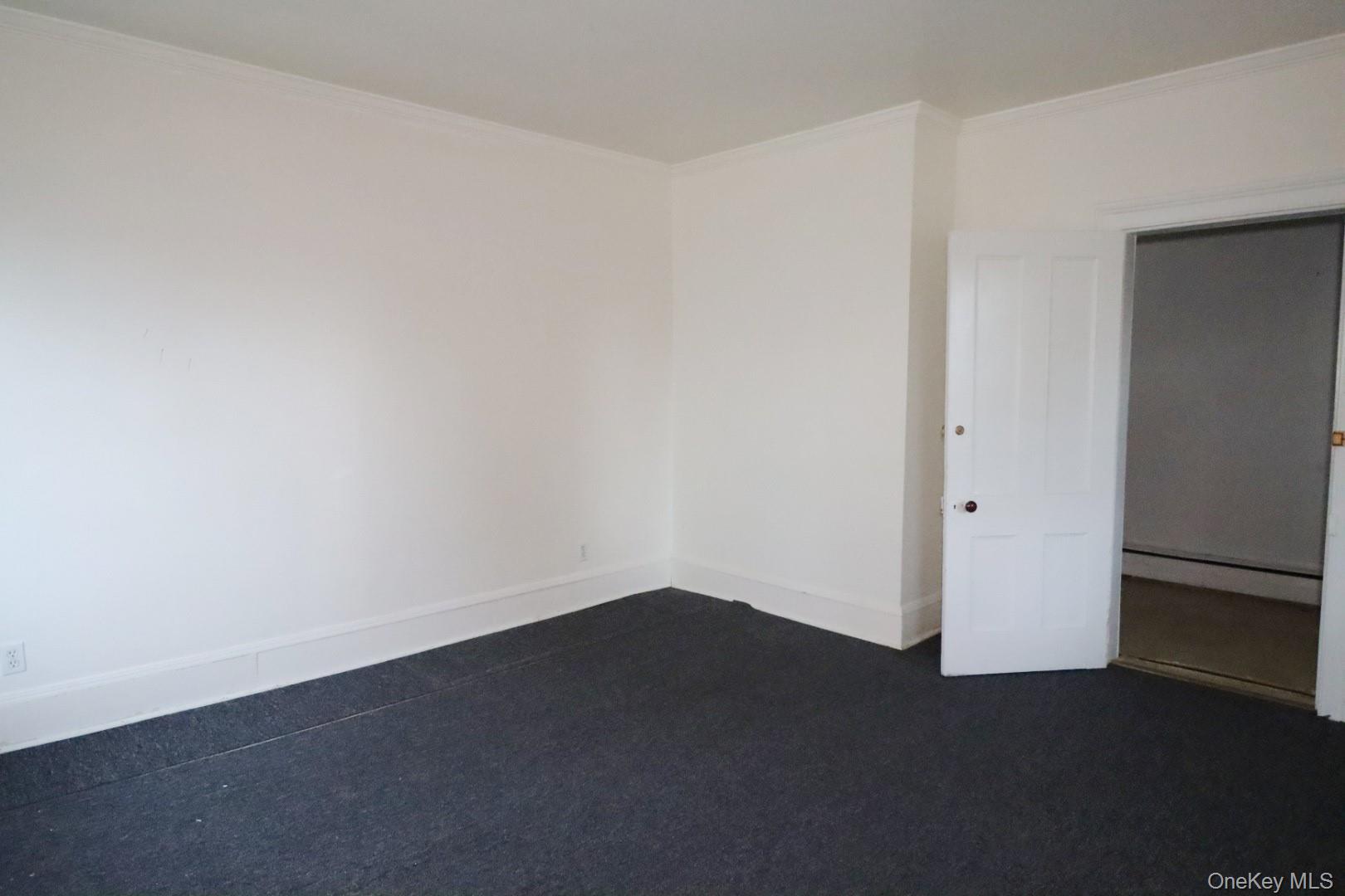 #12 photo, 156 Oak Street, Amityville , NY 11701