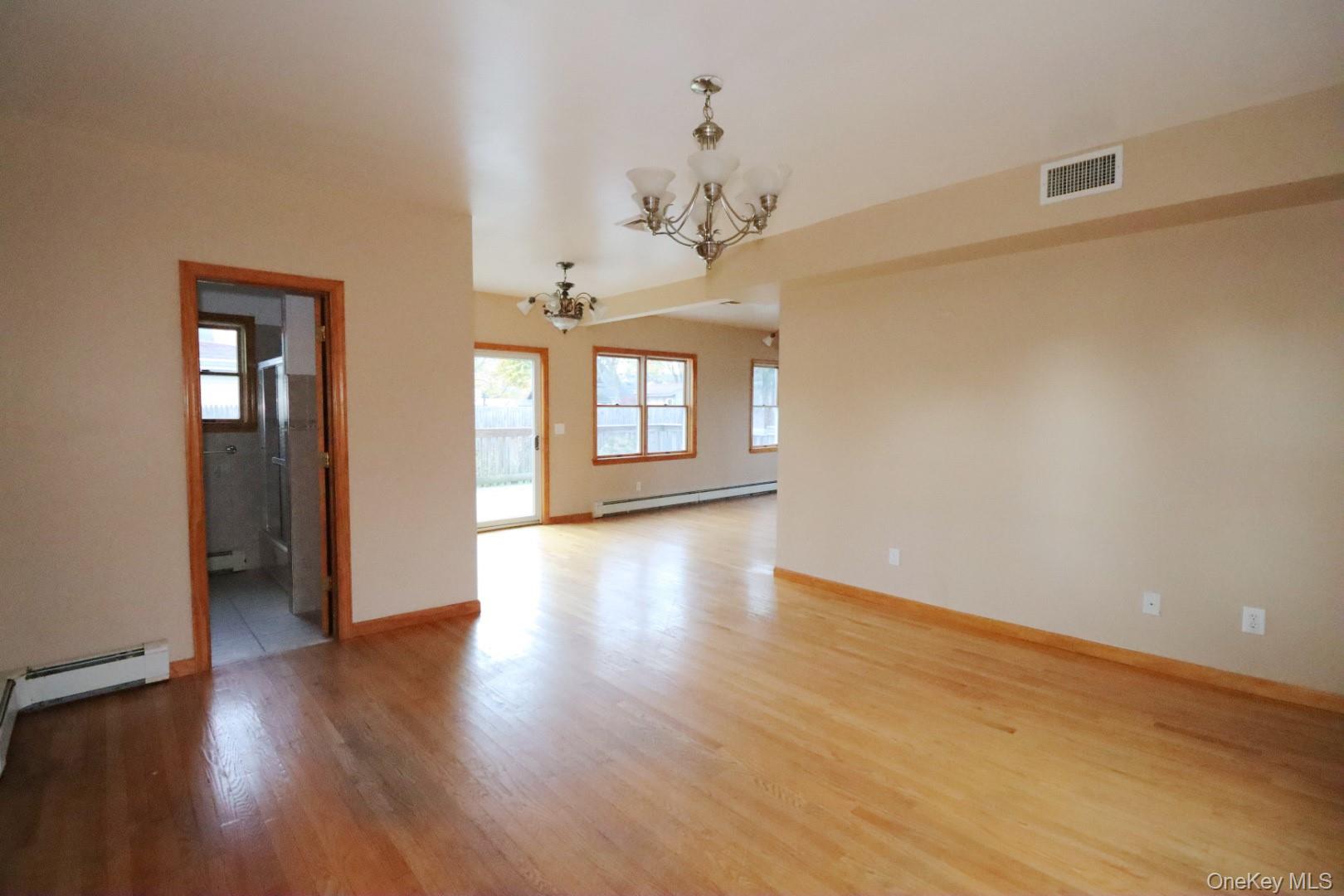 #16 photo, 156 Oak Street, Amityville , NY 11701