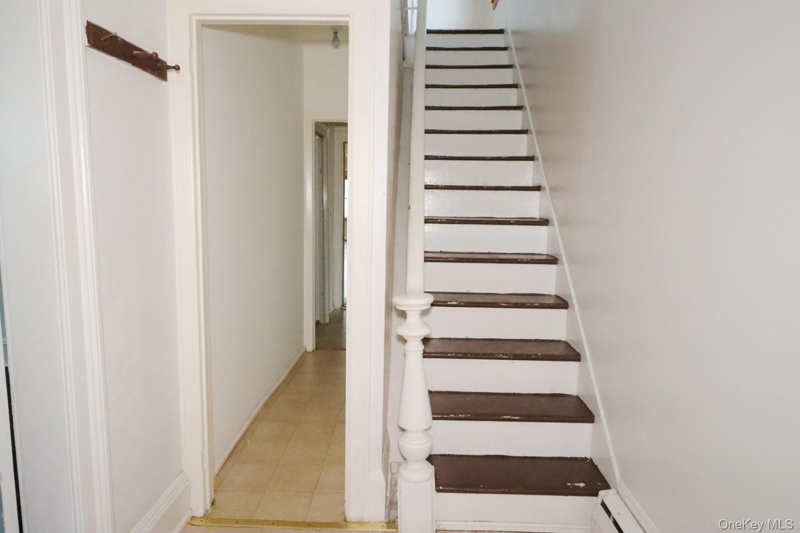 #19 photo, 156 Oak Street, Amityville , NY 11701