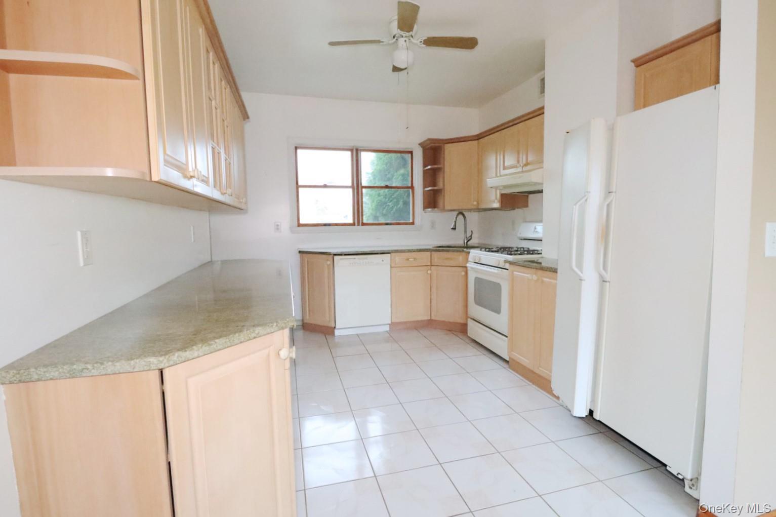 #3 photo, 156 Oak Street, Amityville , NY 11701