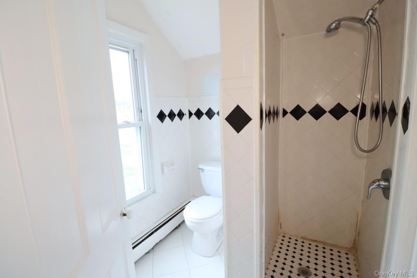 #5 photo, 156 Oak Street, Amityville , NY 11701