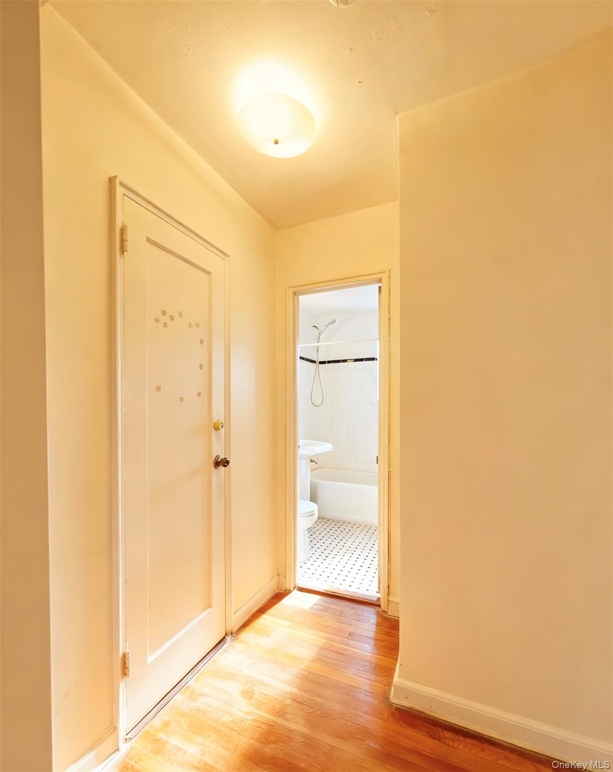 #5 photo, 14737 38TH AVE, Flushing , NY 11354