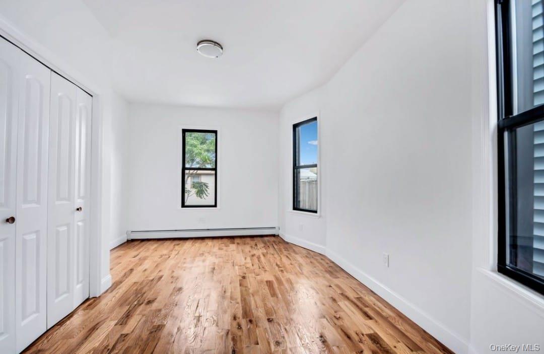 #2 photo, 1842 Hunt Avenue, Bronx , NY 10462