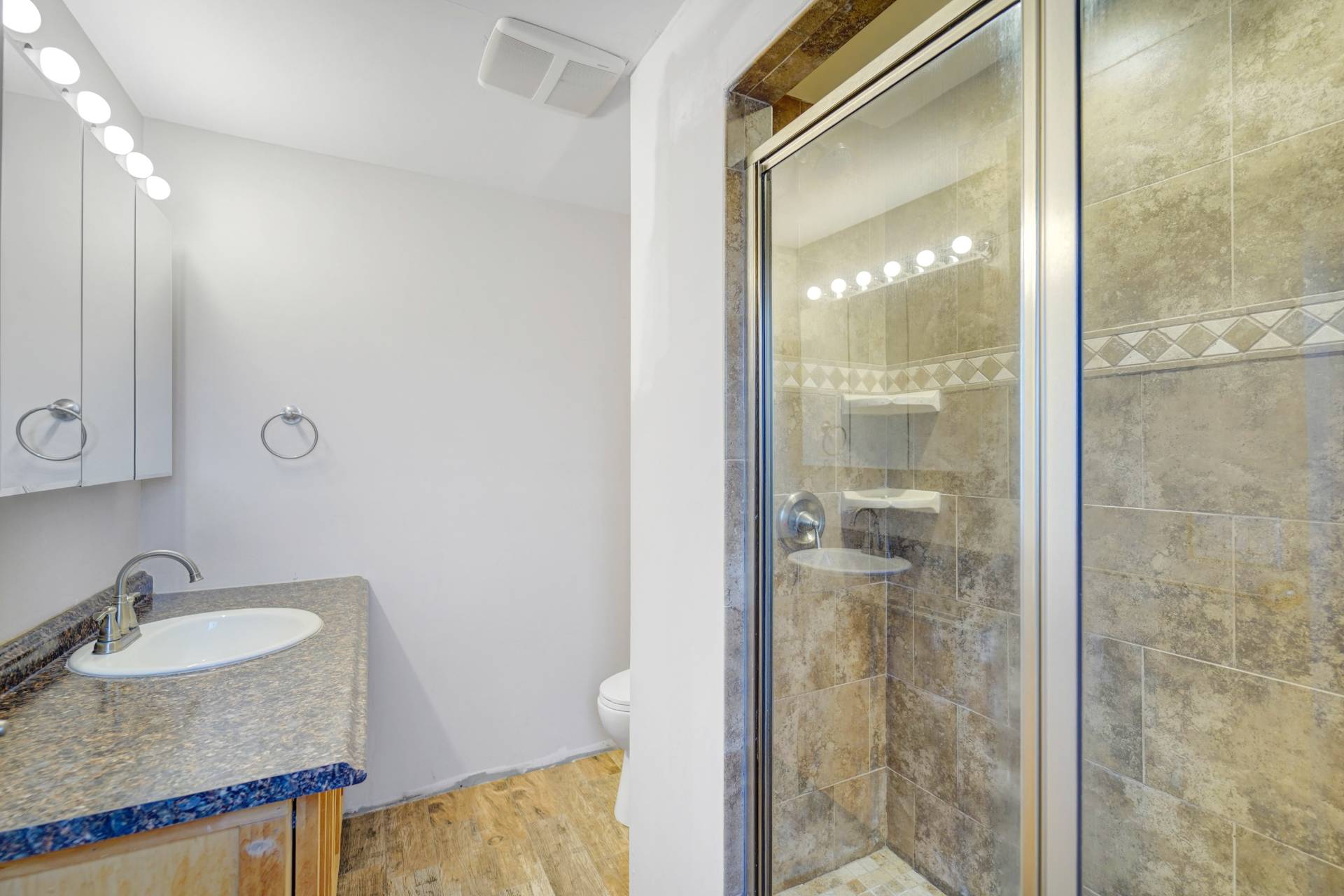 #24 photo, 15 MARLIN RD, East Quogue , NY 11942