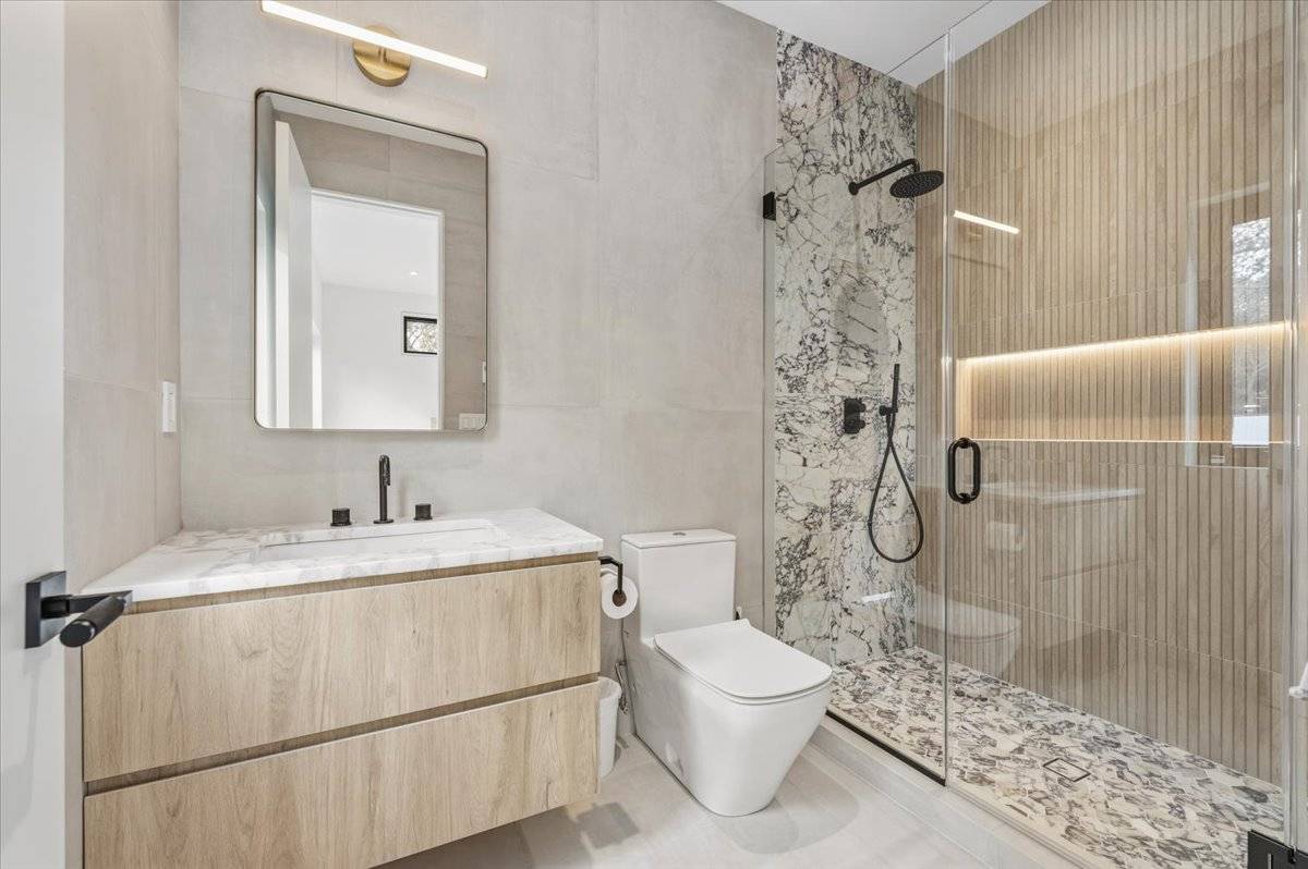 #36 photo, 21 Westwood Rd, Wainscott , NY 11975