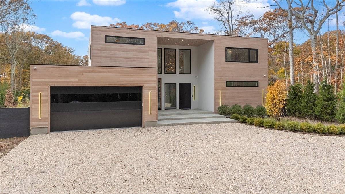 #5 photo, 21 Westwood Rd, Wainscott , NY 11975