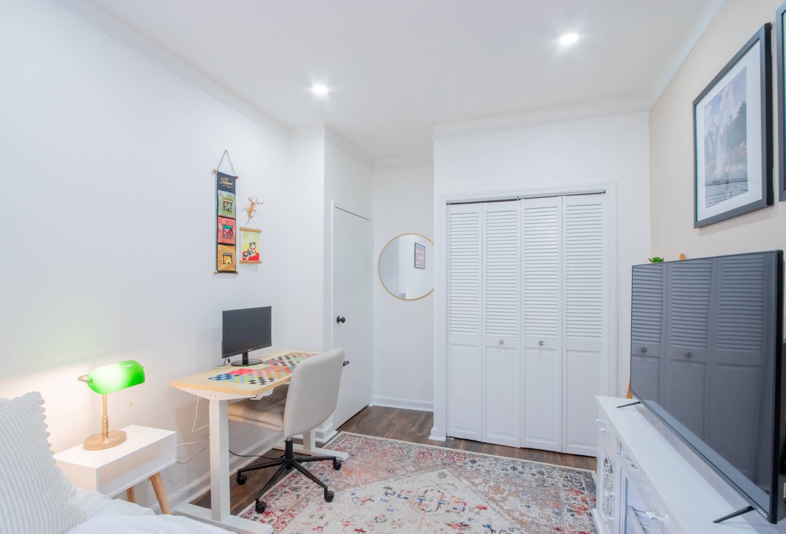 #17 photo, 10104  Fourth Avenue, #2B, Fort Hamilton , NY 11209