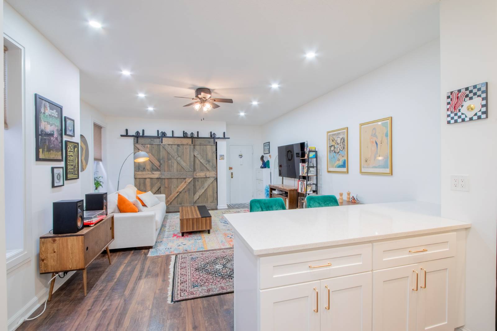 #8 photo, 10104  Fourth Avenue, #2B, Fort Hamilton , NY 11209