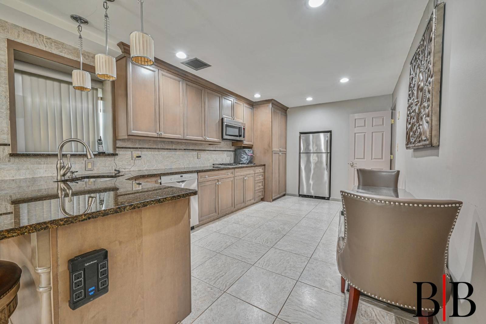 #32 photo, 2017 East 74 Street, Bergen Beach , NY 11234