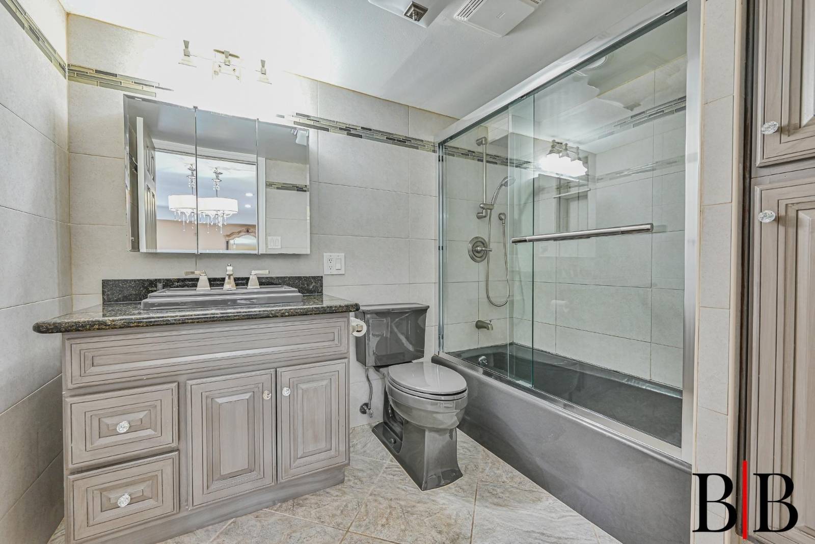 #33 photo, 2017 East 74 Street, Bergen Beach , NY 11234