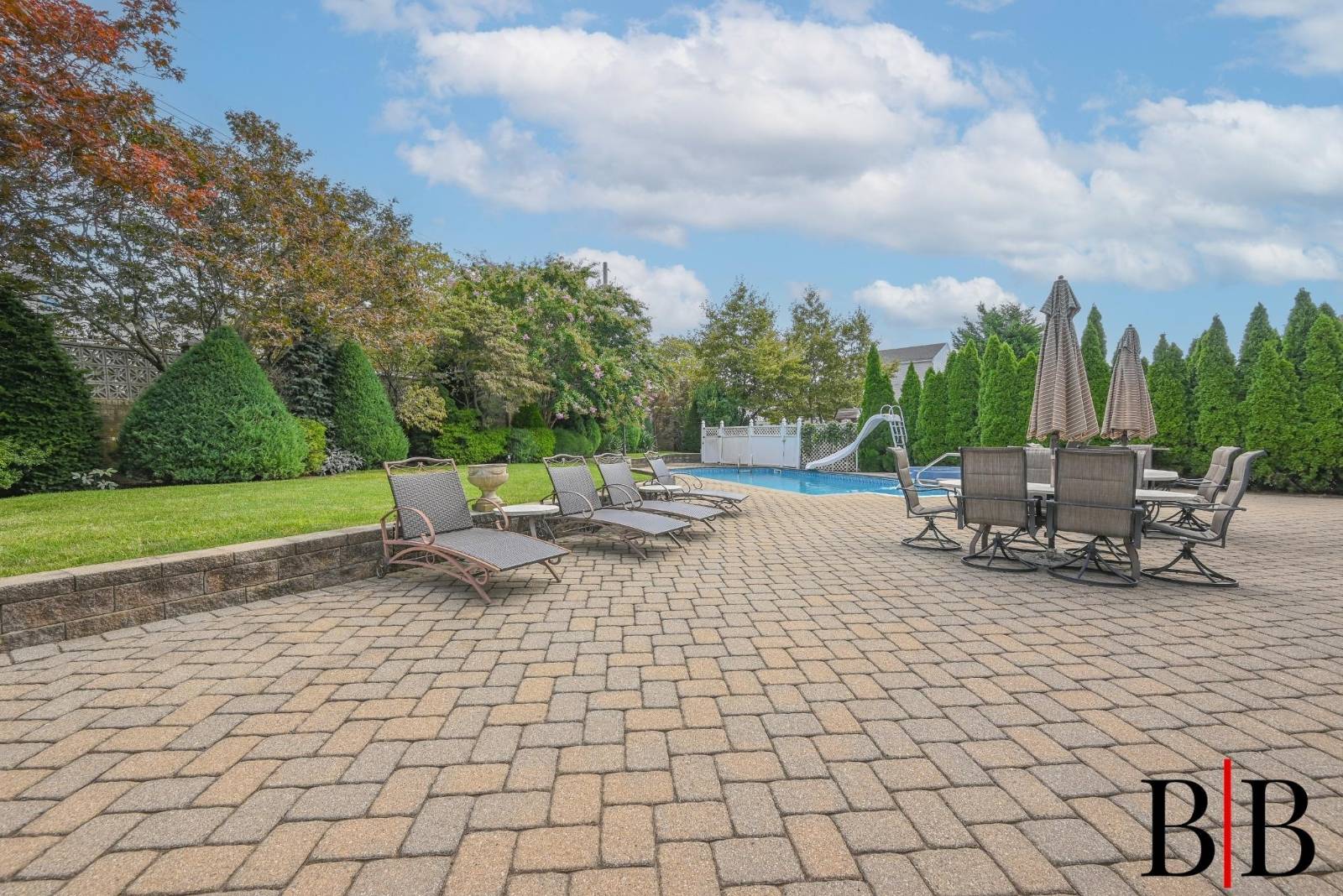 #42 photo, 2017 East 74 Street, Bergen Beach , NY 11234