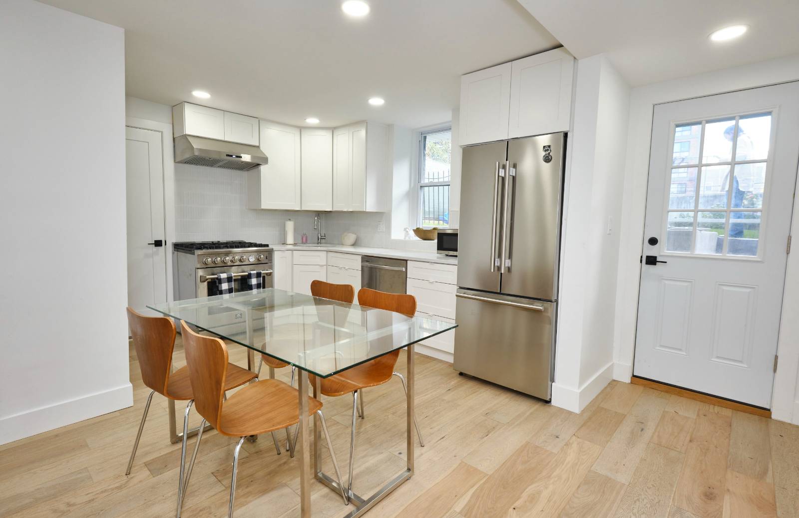 #10 photo, 39-39 Crescent St, Long Island City , NY 11101