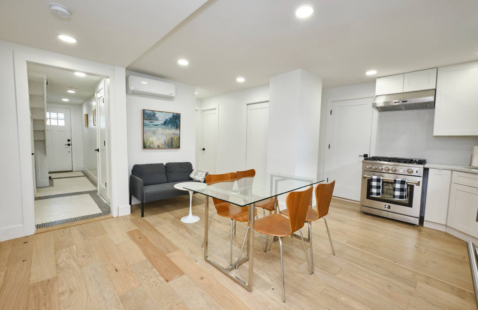 #11 photo, 39-39 Crescent St, Long Island City , NY 11101