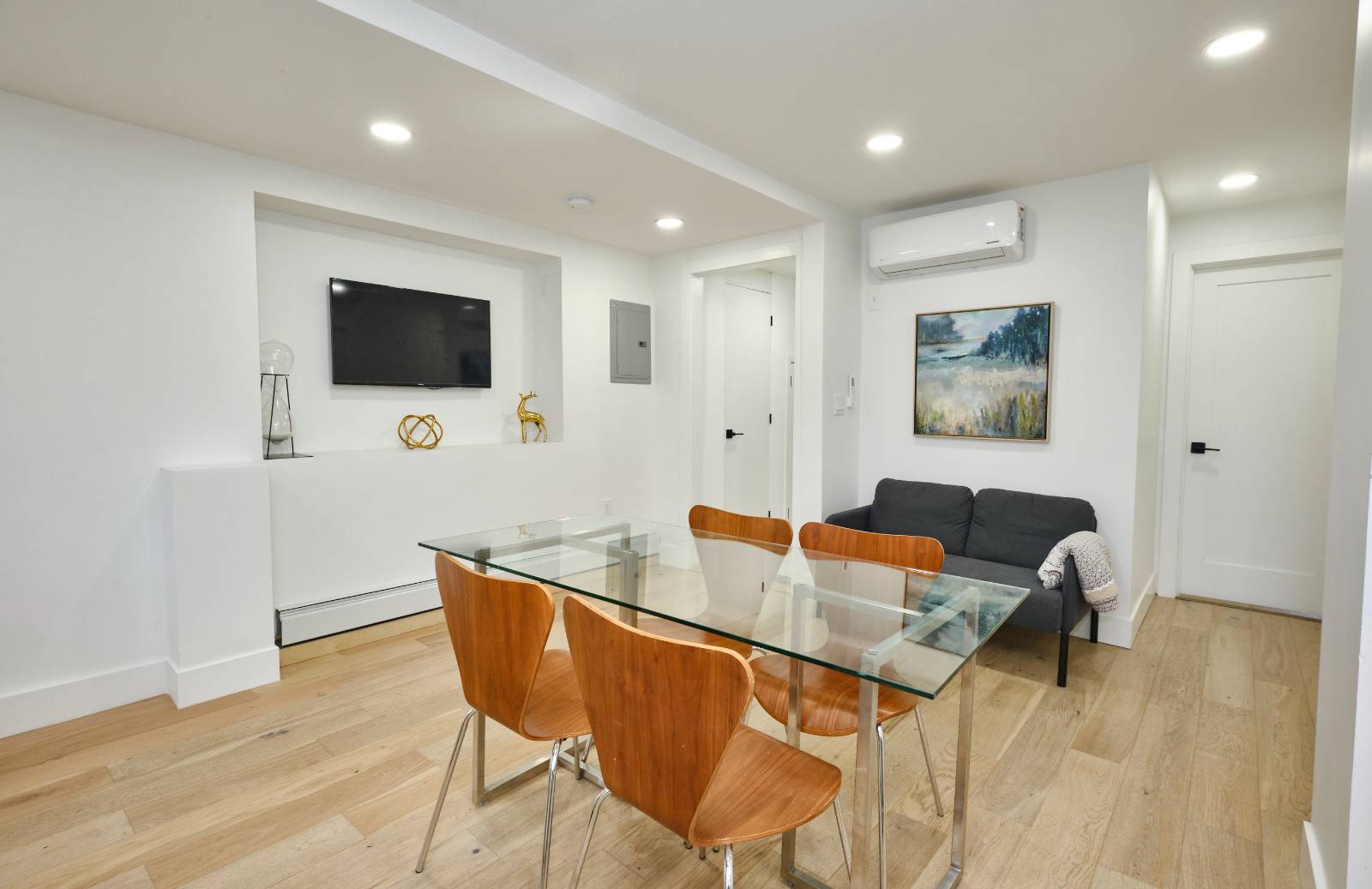 #12 photo, 39-39 Crescent St, Long Island City , NY 11101