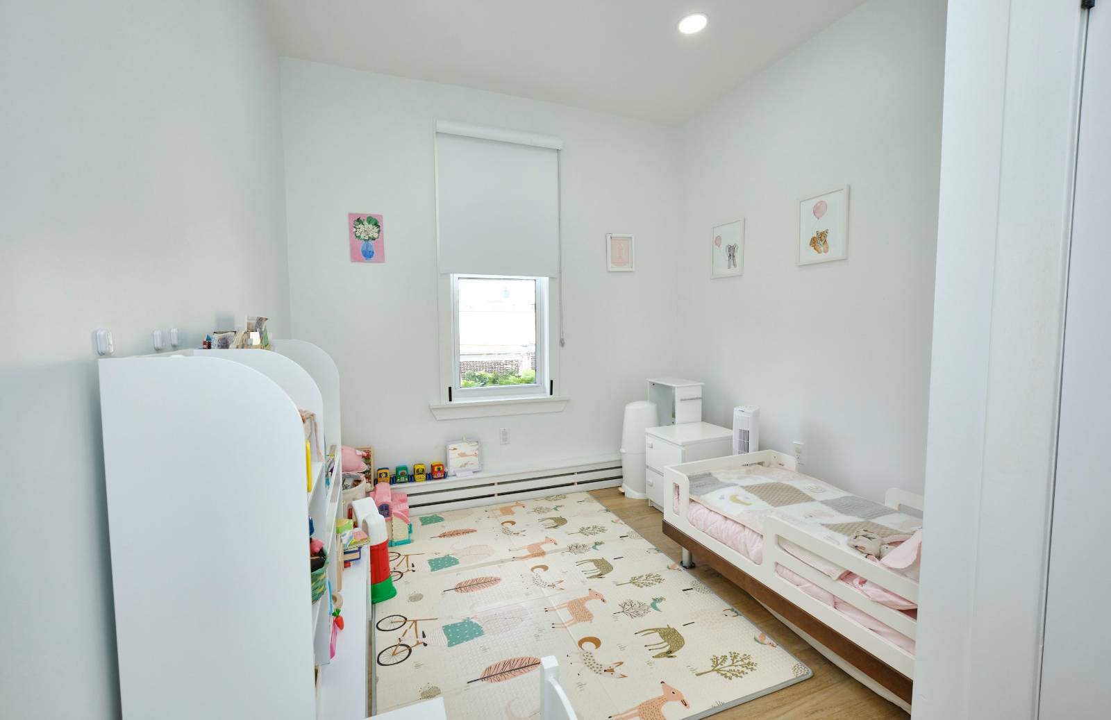 #17 photo, 39-39 Crescent St, Long Island City , NY 11101