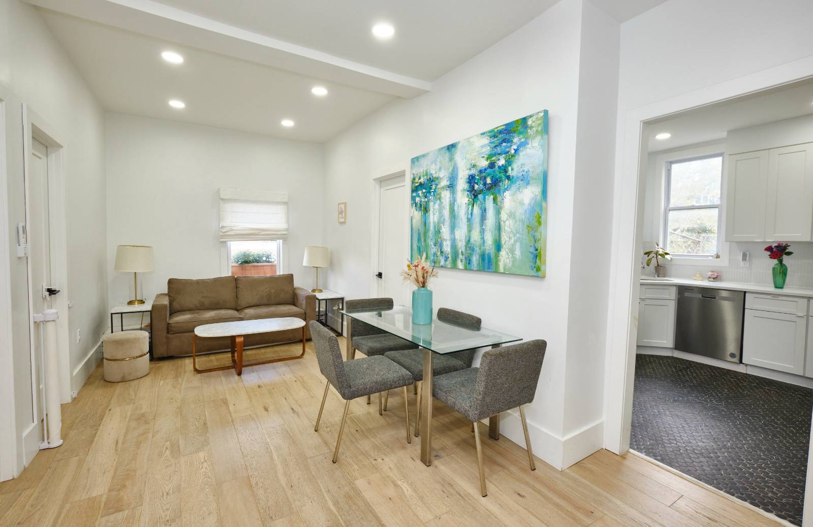 #22 photo, 39-39 Crescent St, Long Island City , NY 11101