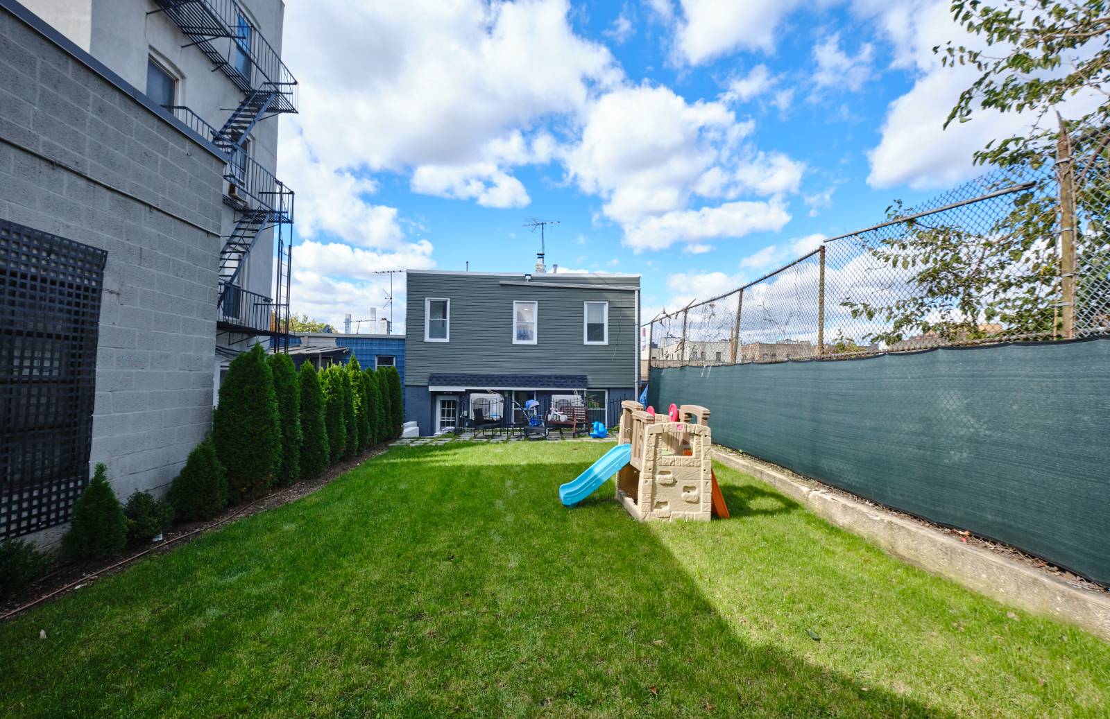 #34 photo, 39-39 Crescent St, Long Island City , NY 11101