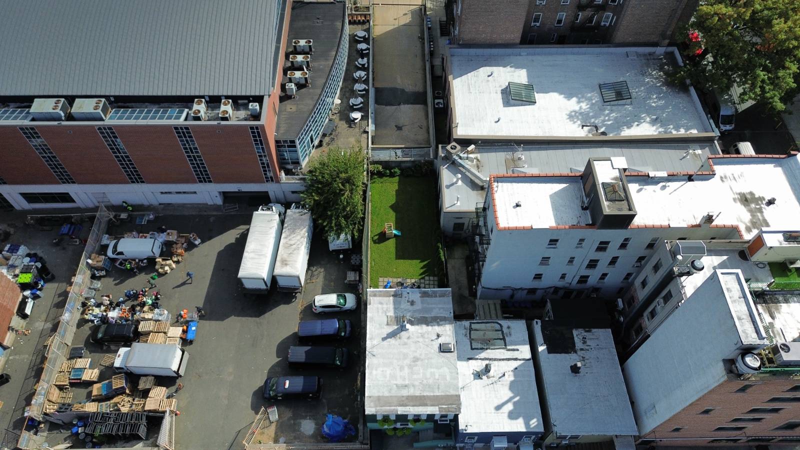 #6 photo, 39-39 Crescent St, Long Island City , NY 11101