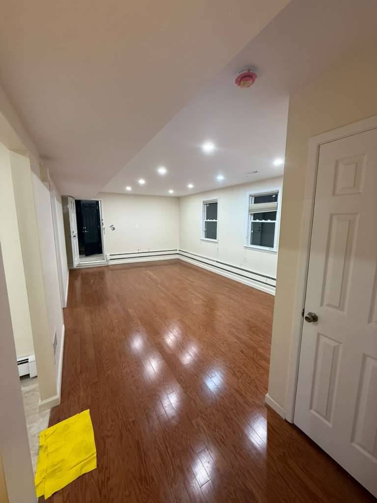 #2 photo, 6706 171st street, #2, Fresh Meadows , NY 11365