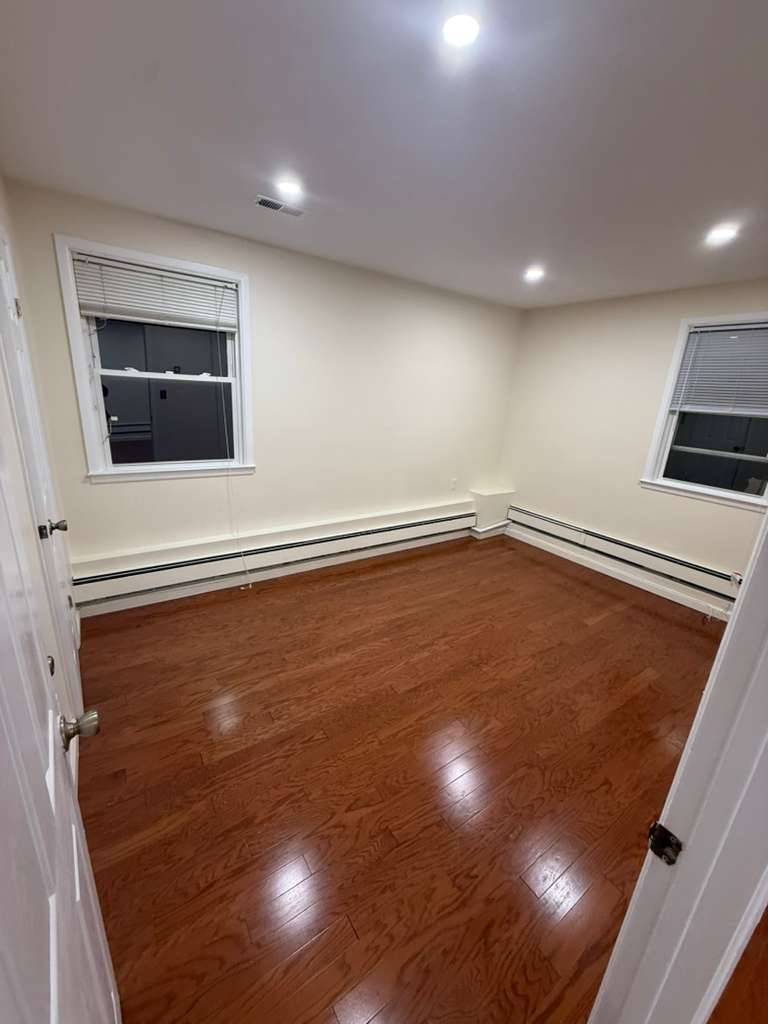 #3 photo, 6706 171st street, #2, Fresh Meadows , NY 11365