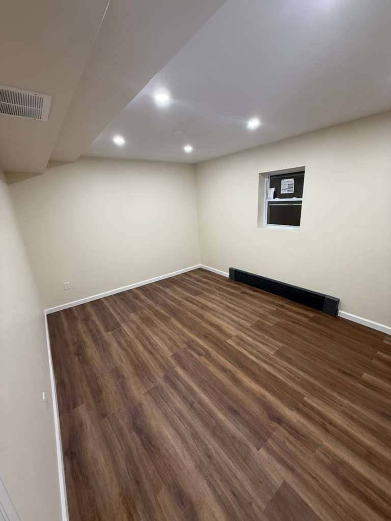 #8 photo, 6706 171st street, #2, Fresh Meadows , NY 11365