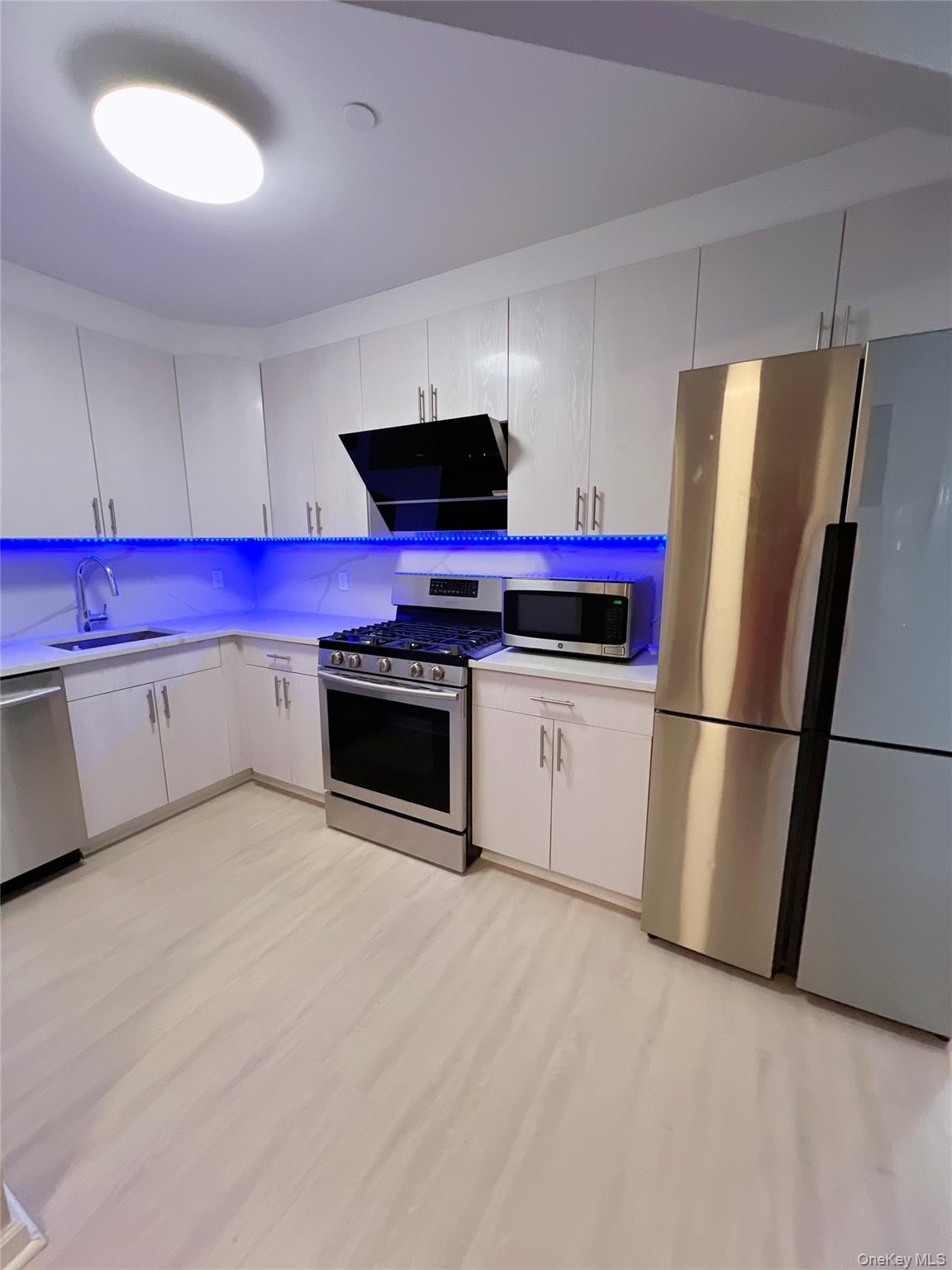 #10 photo, 138-12 Northern Boulevard, Flushing , NY 11354