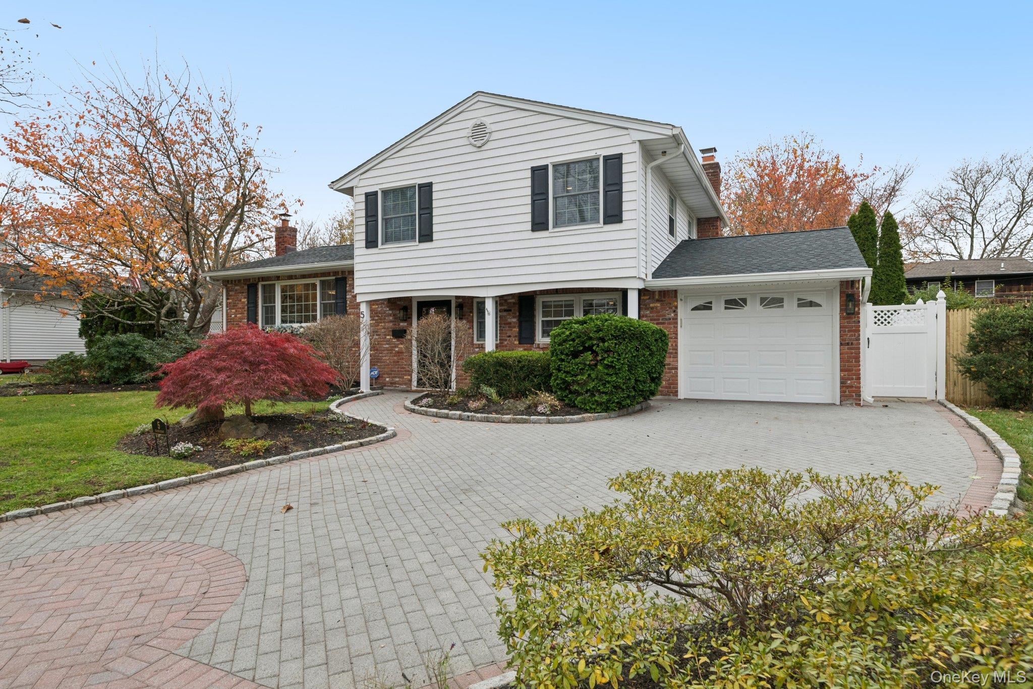 #2 photo, 5 Culver Court, Melville , NY 11747