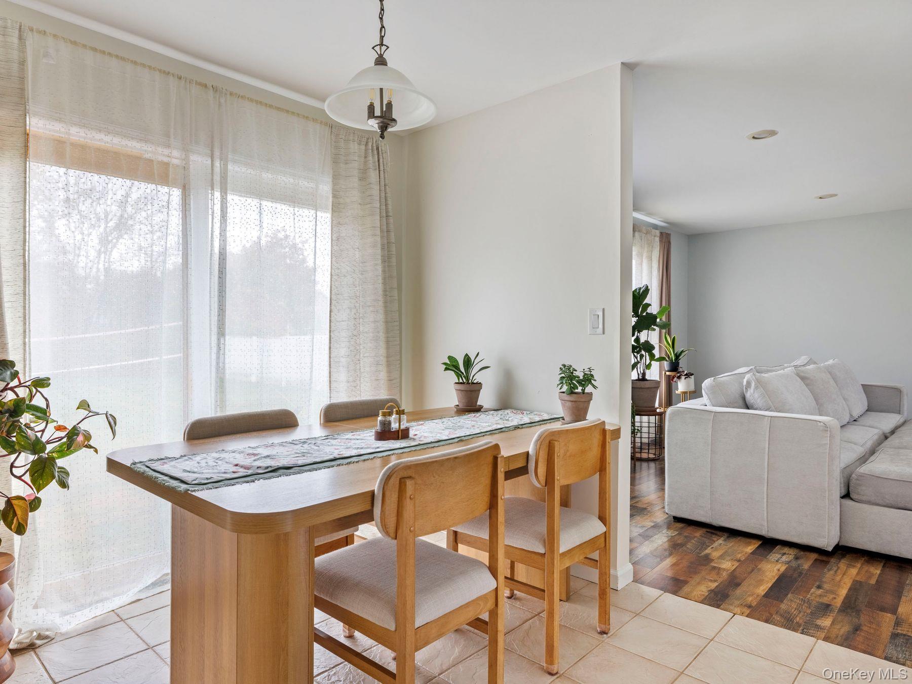 #10 photo, 91 Canterbury Drive, Saugerties , NY 12477