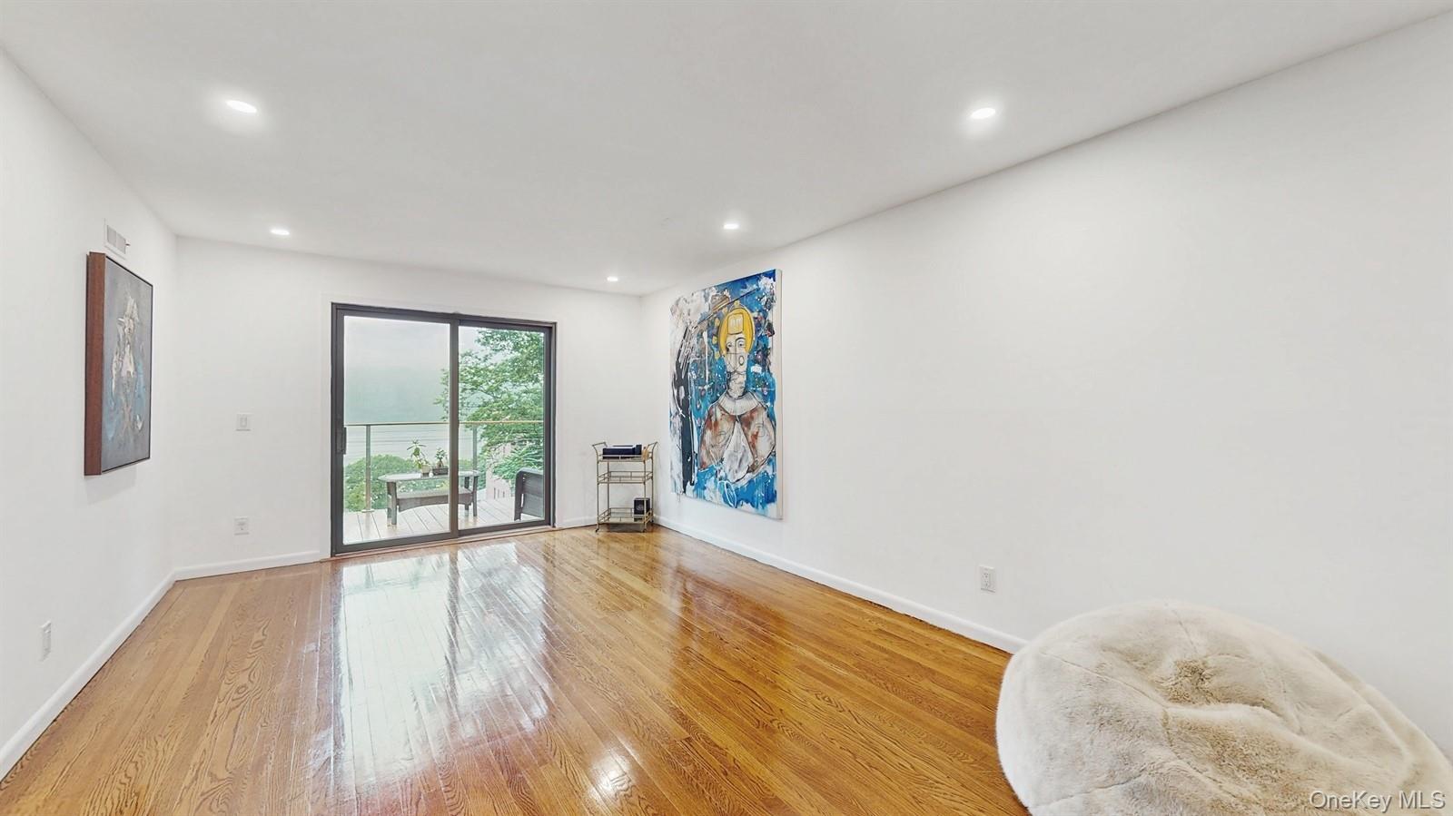 #11 photo, 17 Arthur Place, Yonkers , NY 10701