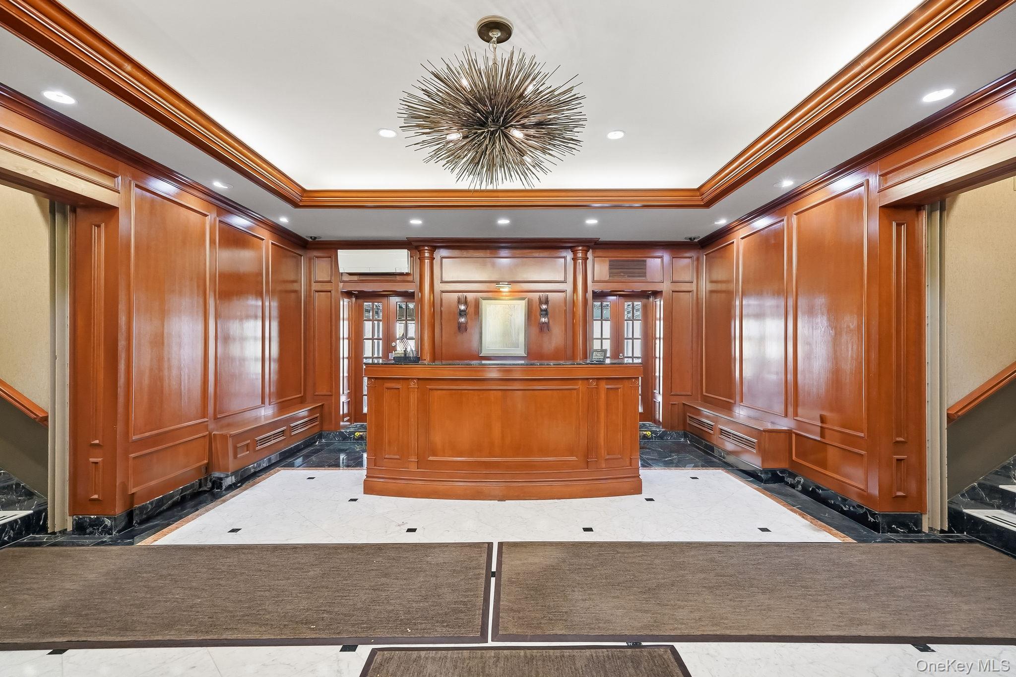 #7 photo, 2 Overlook Road, White Plains , NY 10605