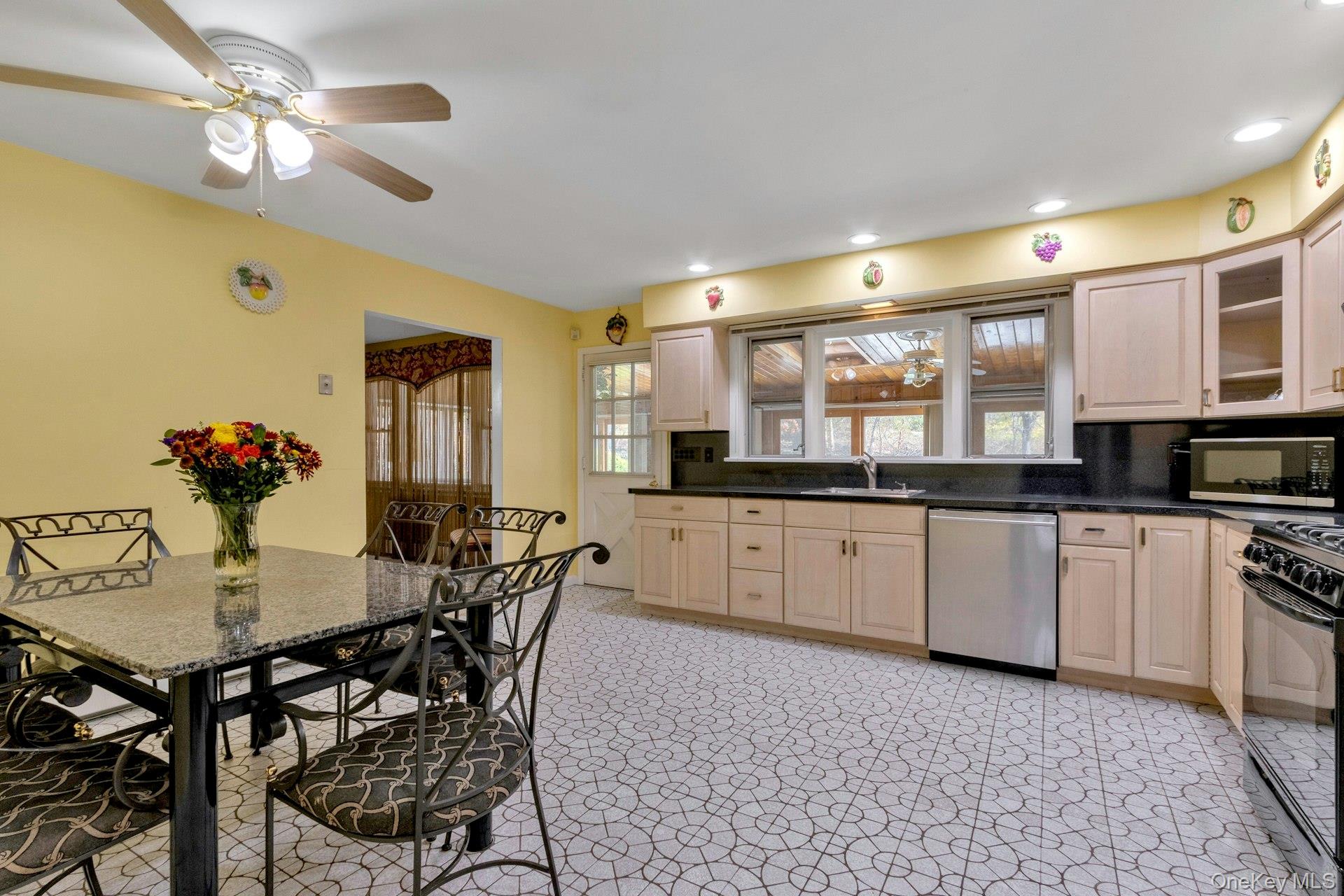 #13 photo, 44 Greenridge Way, Spring Valley , NY 10977