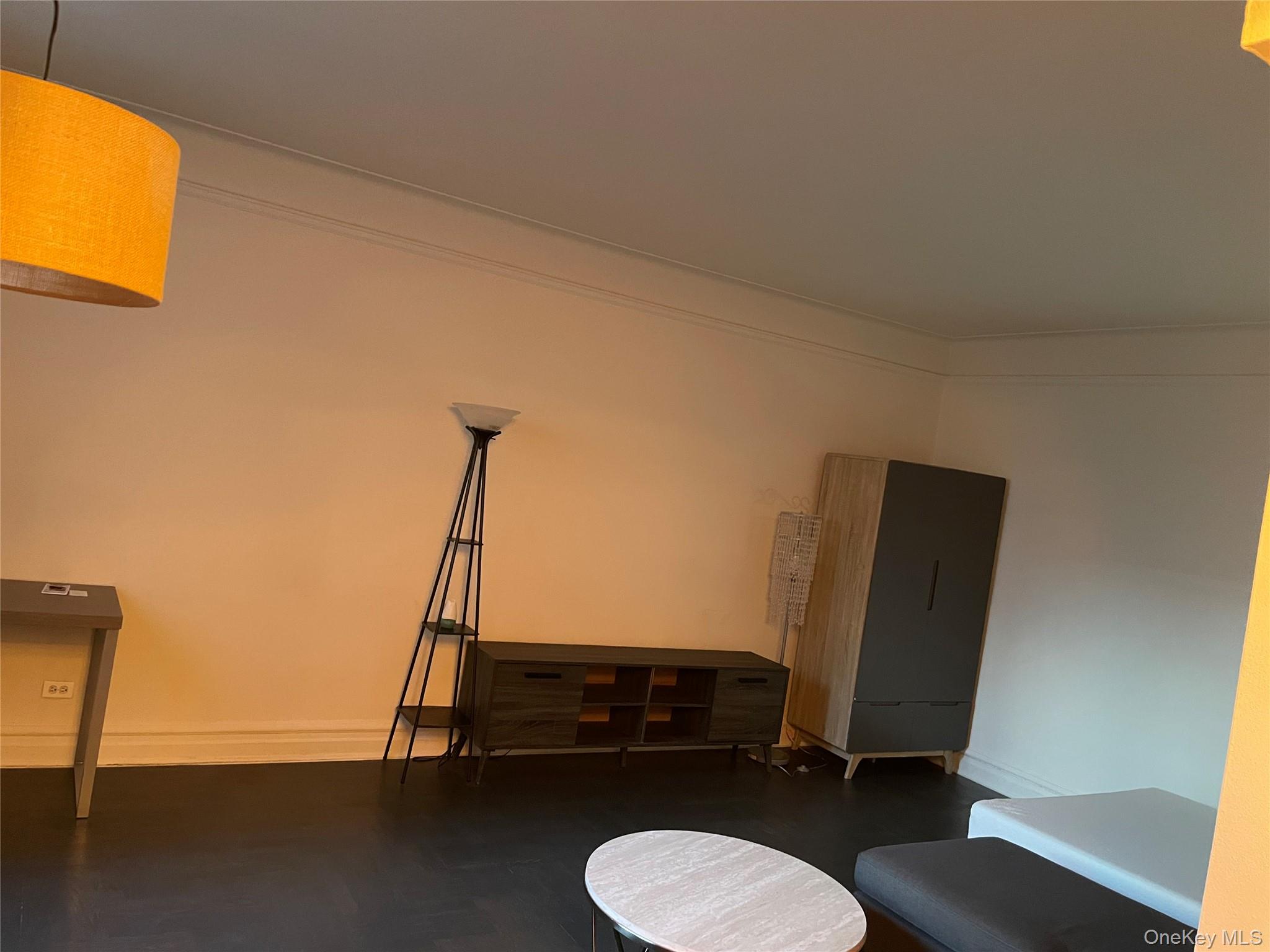 #6 photo, 110-21 73rd Rd, Forest Hills , NY 11375