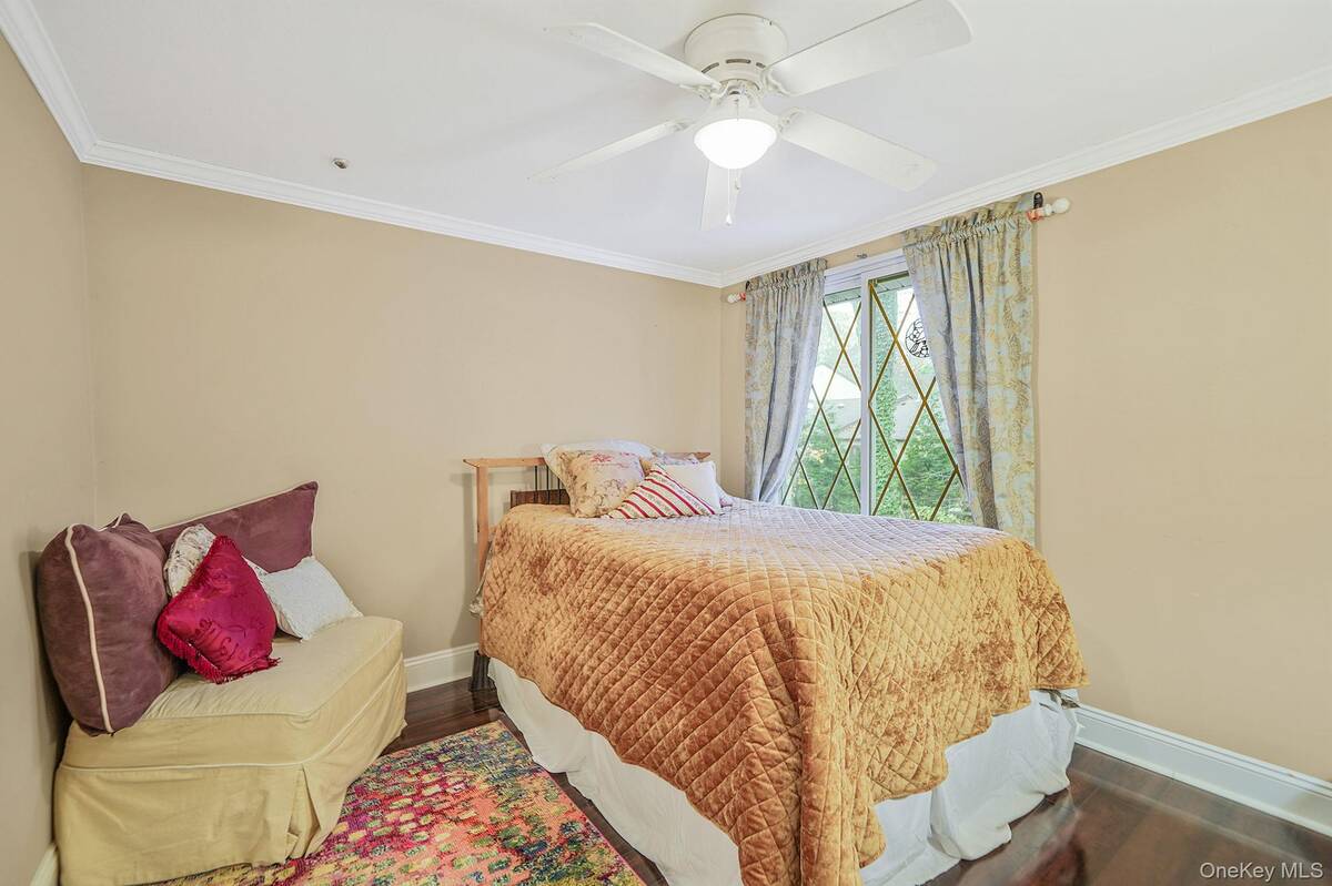 #19 photo, 320 Woodland Court, サフォーク郡 Coram , NY 11727