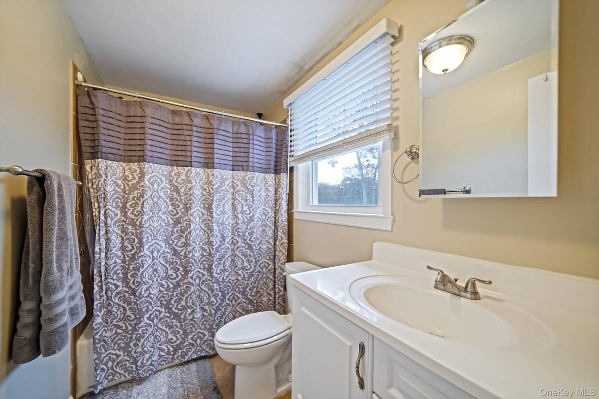 #21 photo, 4 Willow Road, Rocky Point , NY 11778