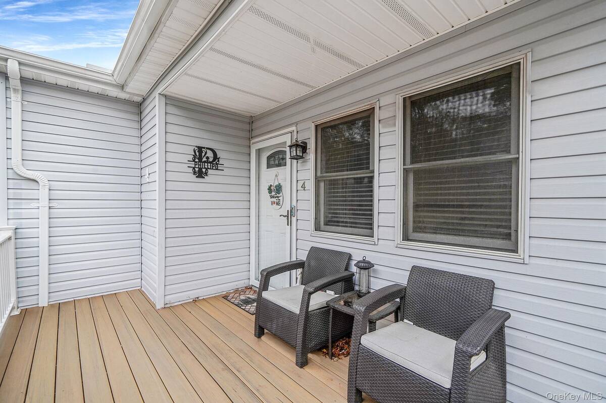 #3 photo, 4 Willow Road, Rocky Point , NY 11778