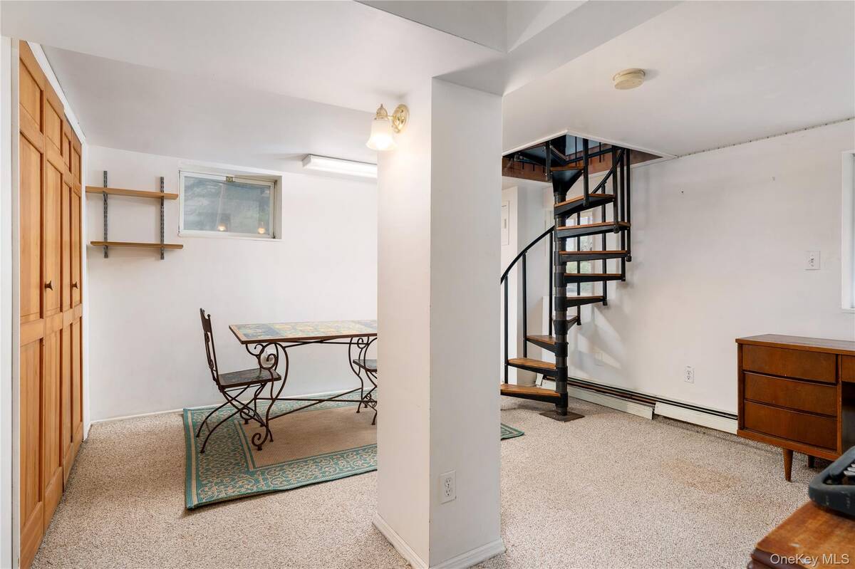 #23 photo, 20 Stony Road, Stony Brook , NY 11790