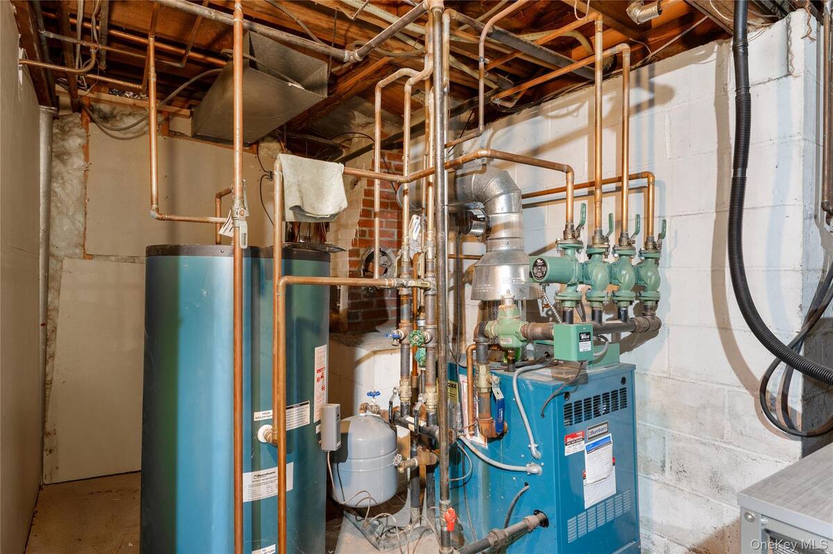 #31 photo, 20 Stony Road, Stony Brook , NY 11790