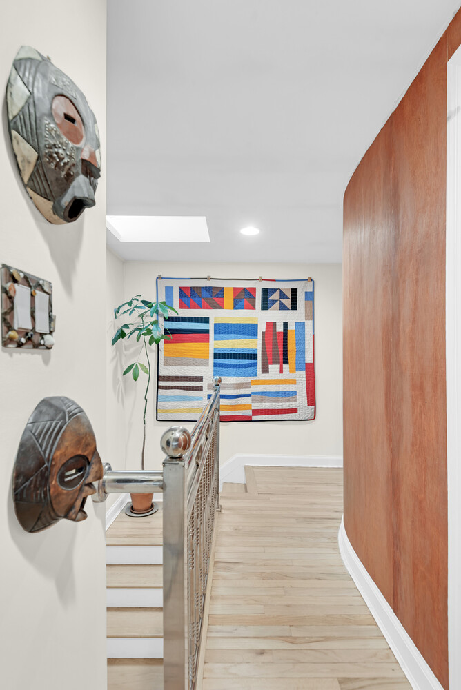 #7 photo, 345 DORMANS Court, Rockaway Beach , NY 11693