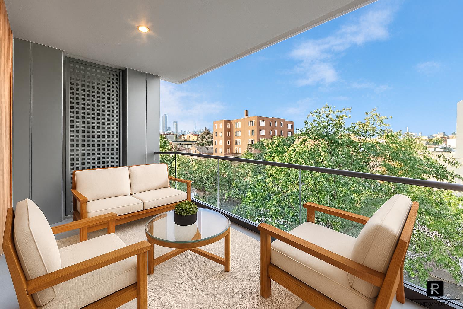 #1 photo, 340 Metropolitan Avenue, Williamsburg , NY 11211