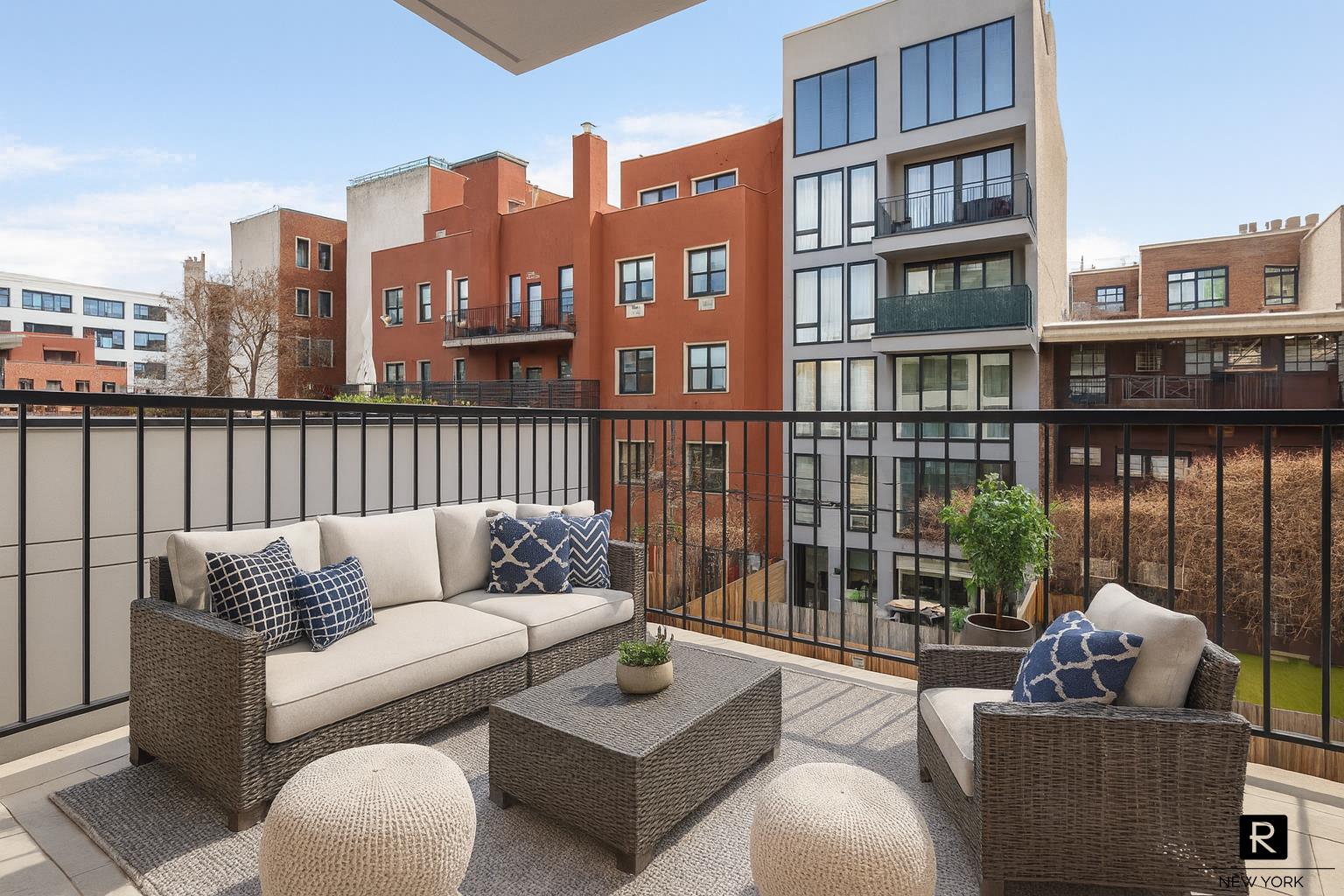 #6 photo, 340 Metropolitan Avenue, Williamsburg , NY 11211