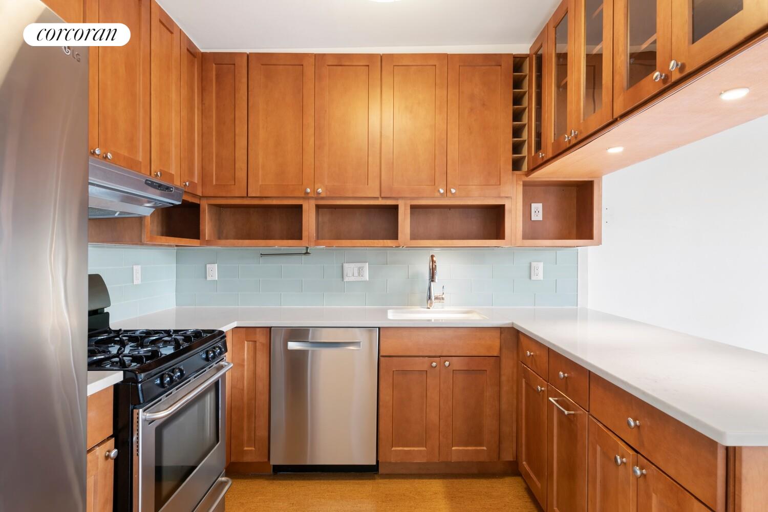 #8 photo, Brooklyn, Columbia St Waterfr , NY 11231