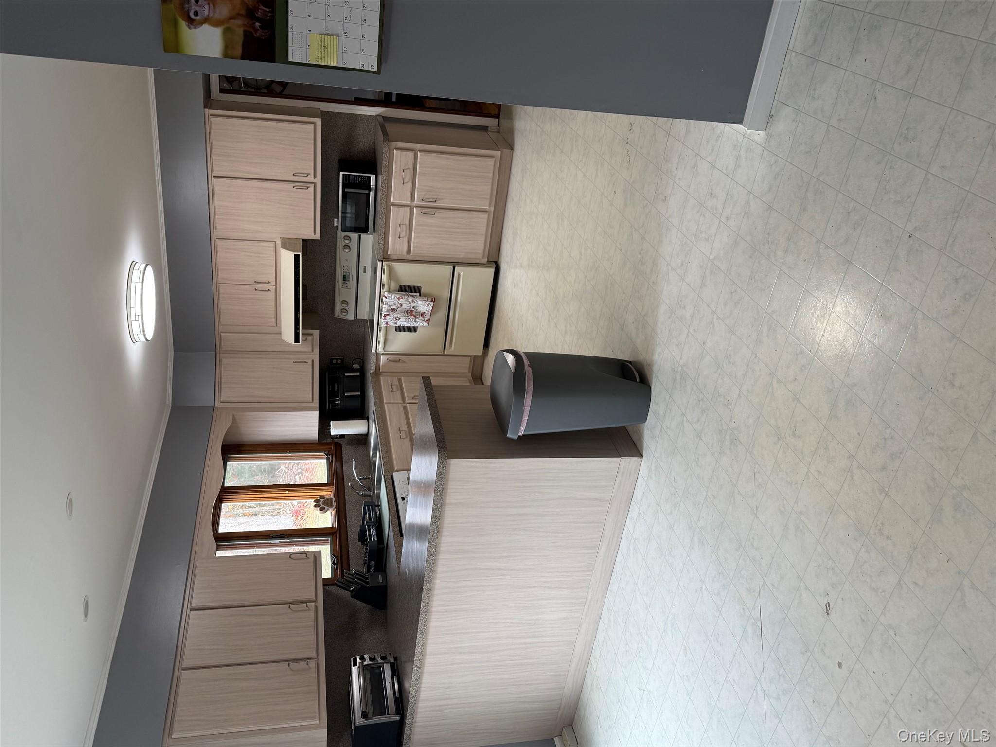 #18 photo, 11 Square Woods Drive, Lagrangeville , NY 12540