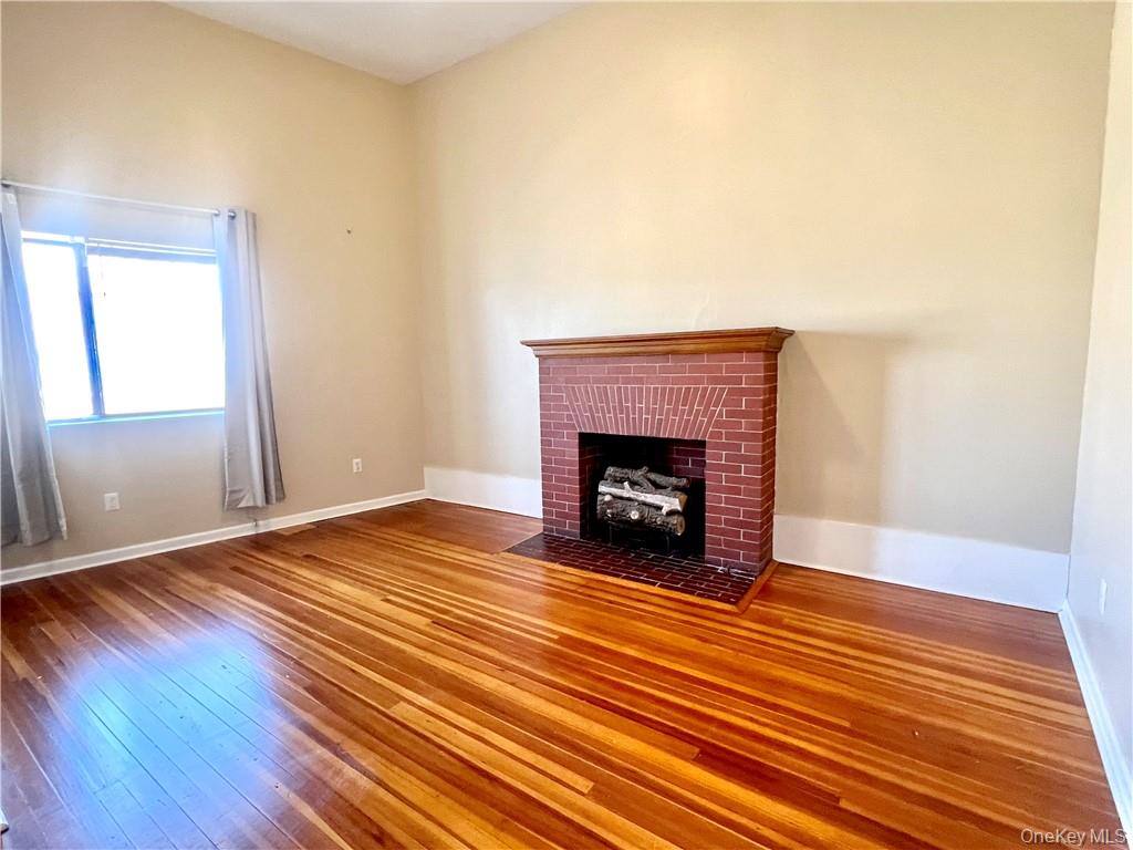 #11 photo, 4 E Main Street, Middletown , NY 10940