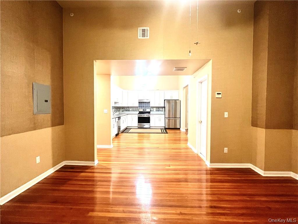 #6 photo, 4 E Main Street, Middletown , NY 10940