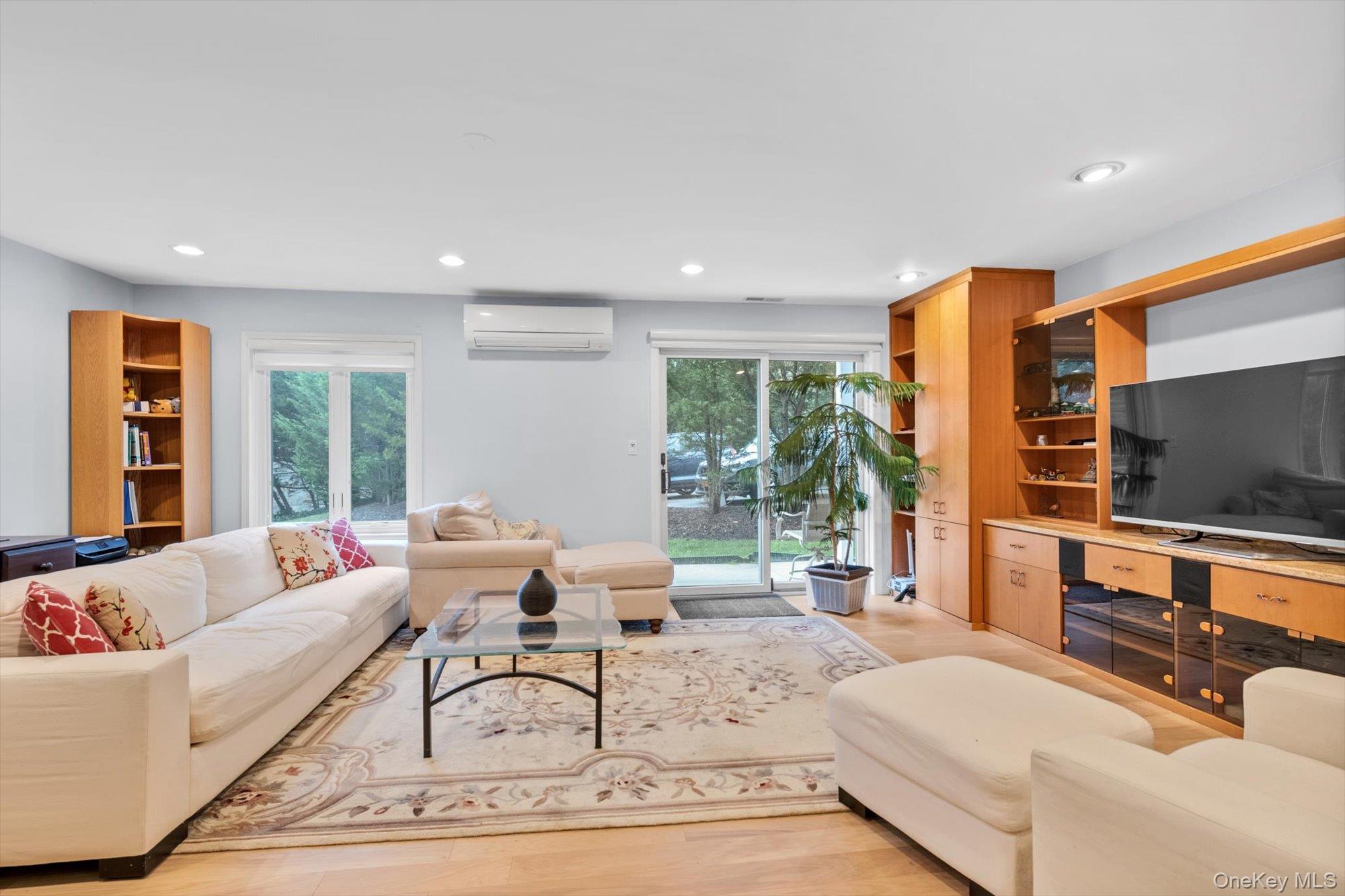 #3 photo, 242-25A Oak Park Drive, Douglaston , NY 11362