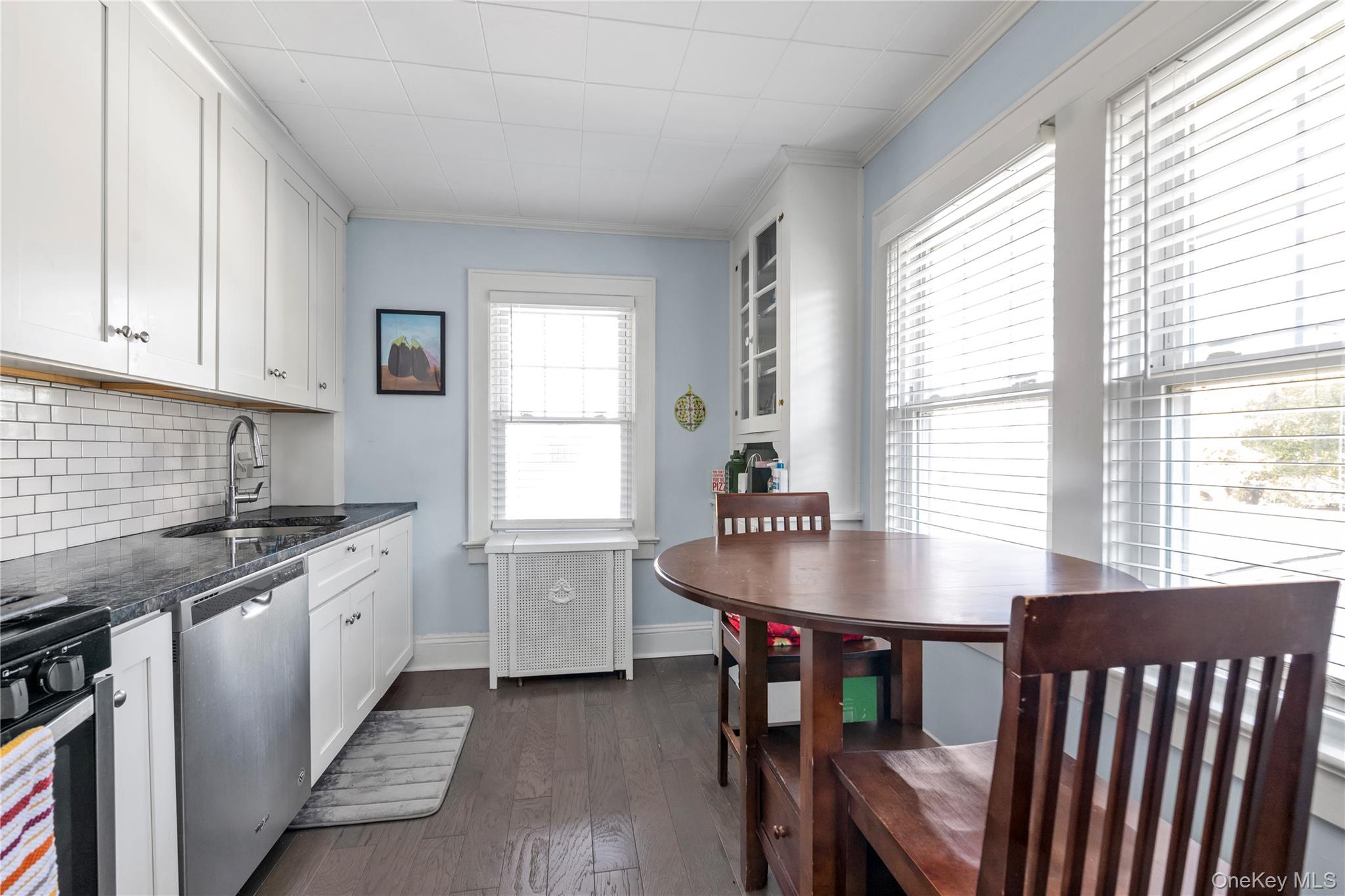 #11 photo, 127 Smith Street, Lynbrook , NY 11563