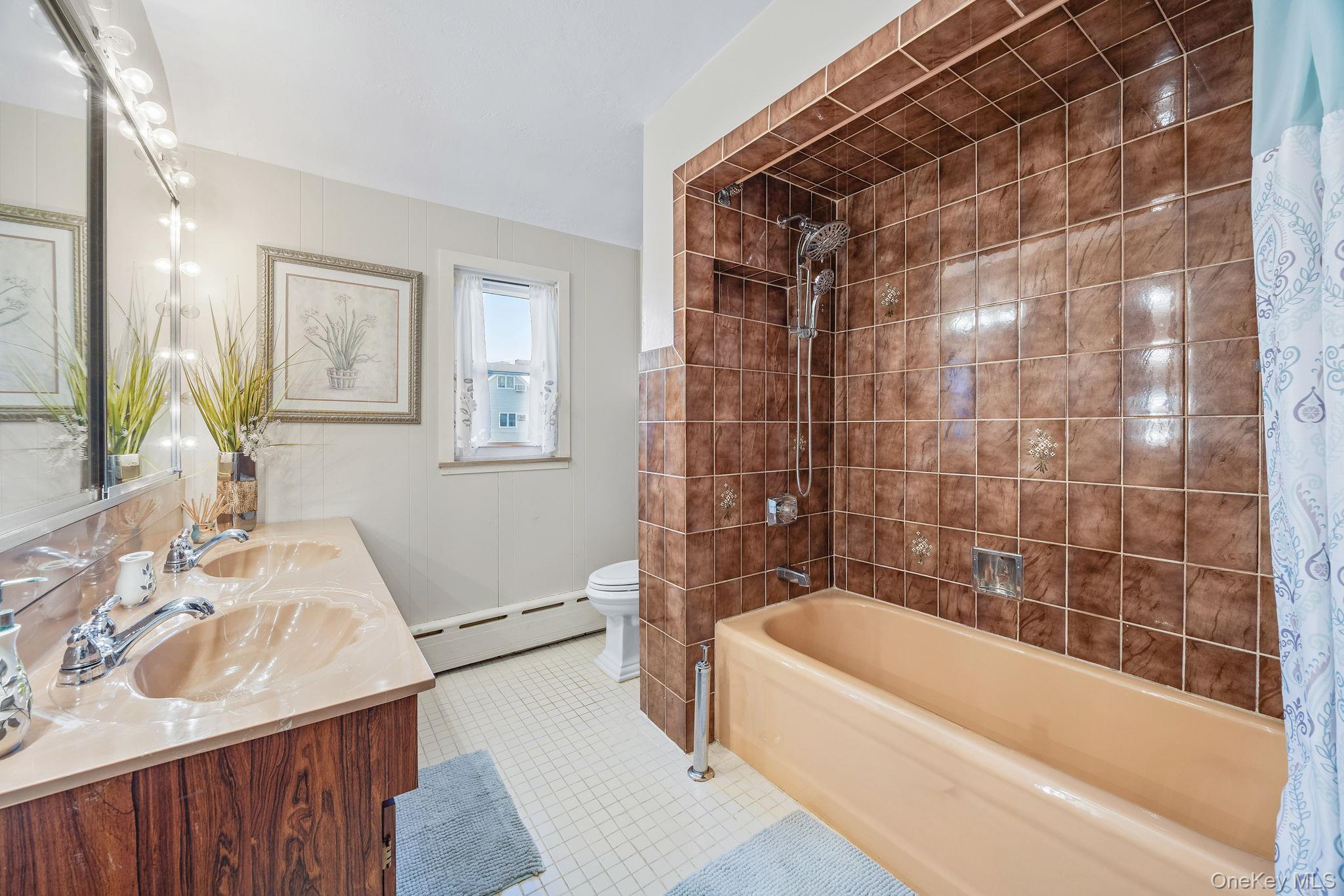 #13 photo, 88-30 Cooper Avenue, Glendale , NY 11385