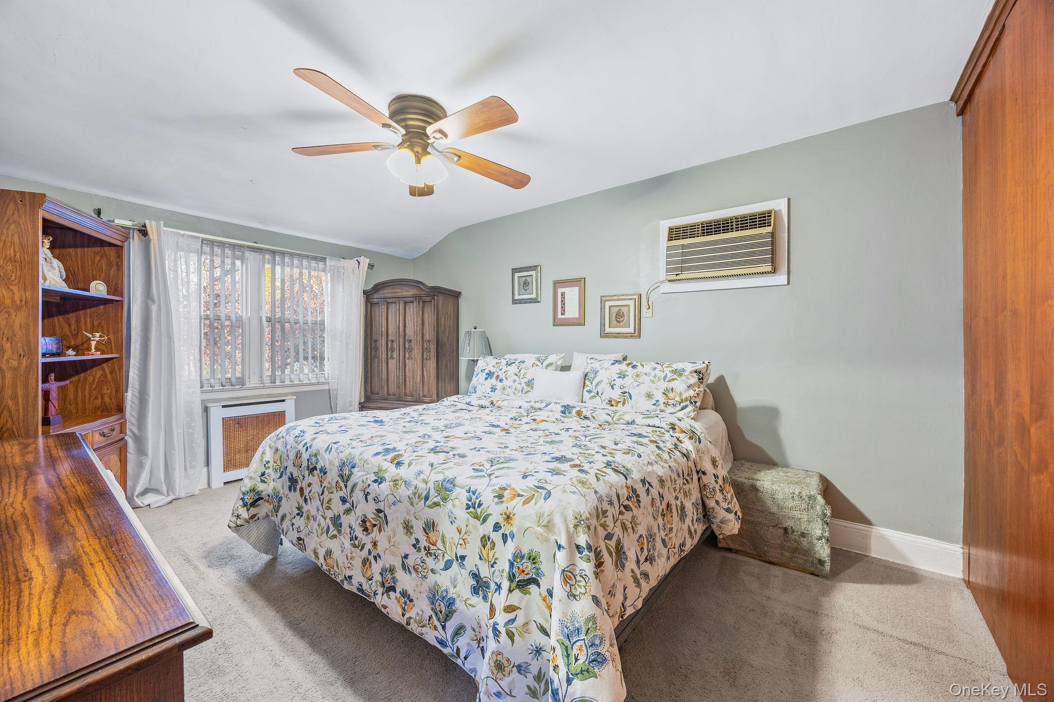 #15 photo, 88-30 Cooper Avenue, Glendale , NY 11385